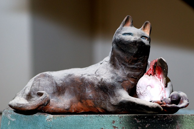 The Kiln-Sitting Cat (click for larger image)